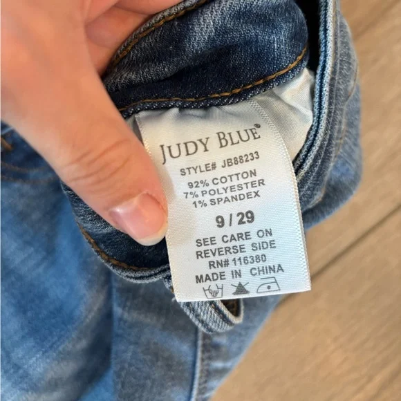 Judy Blue Skinny Fit Mid Rise Distressed Floral Patchwork Jeans Size 9 / 29 - Picture 5 of 7